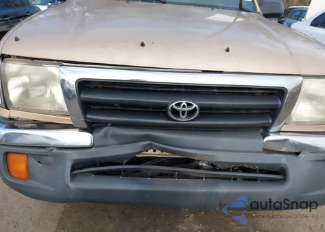 2000 Toyota Tacoma Base V6 из США, поврежденный, VIN 4TAWN72N8YZ672260